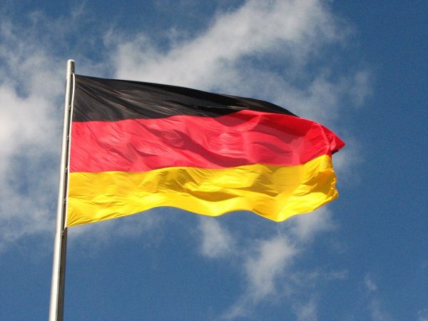 علم الدولة الألمانية 