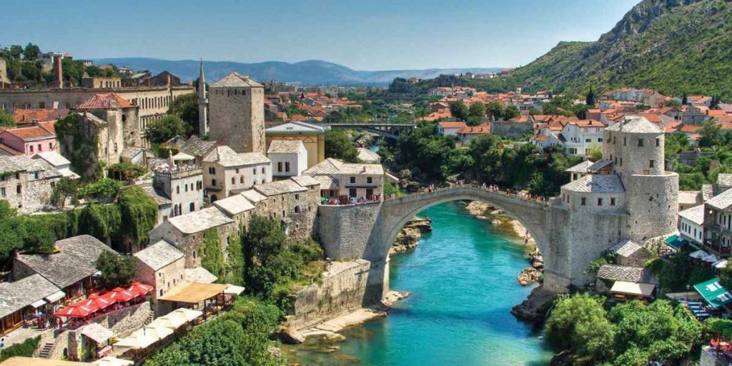 ما هي تكاليف السفر الى البوسنة ؟ 1 تكلفة السفر إلى البوسنة