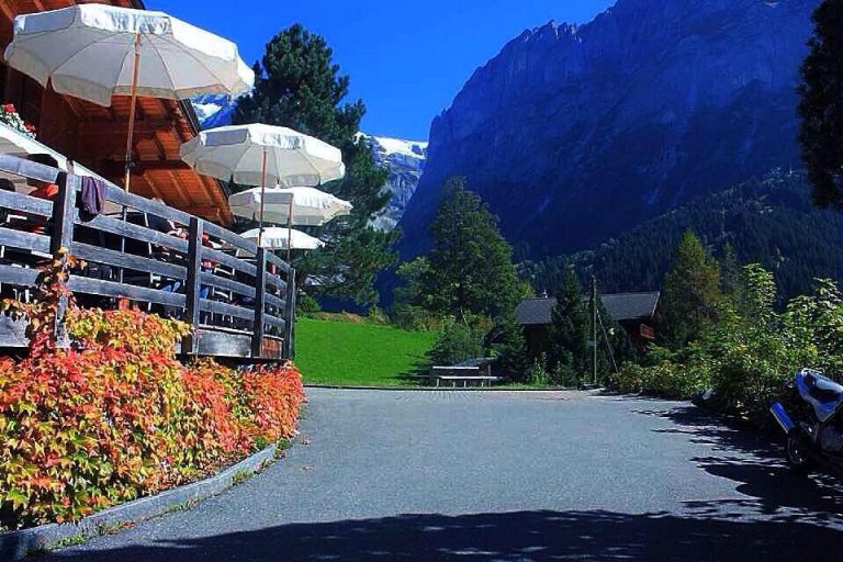 قرية جريندلوالد Grindelwald Village 4 قرية جريندلوالد Grindelwald Village