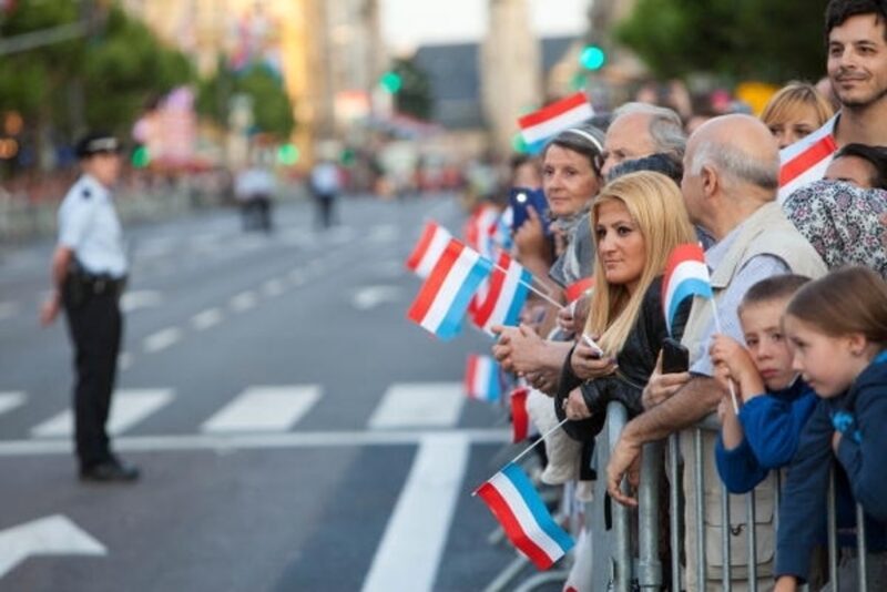 عدد السكان في لوكسمبورغ