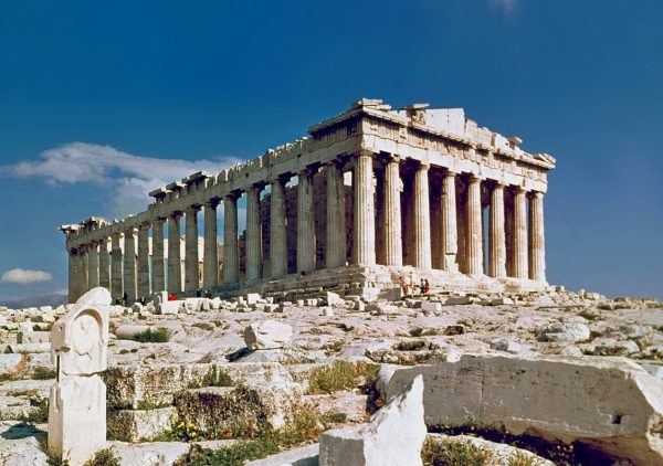 البارثينون رمز اليونان