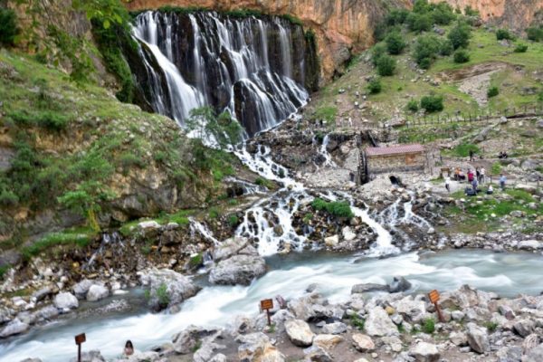 شلالات كابوز باشي من ابرز شلالات تركيا