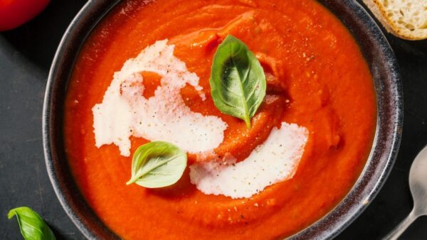 القيمة الغذائية لشوربة الطماطم.